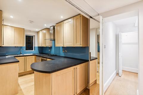 3 bedroom flat for sale, Flood Street, London, SW3