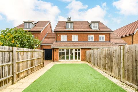 4 bedroom semi-detached house for sale, Bateson Drive, Watford WD25