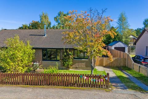 13 Birch Grove, Boat Of Garten, PH24 3BA