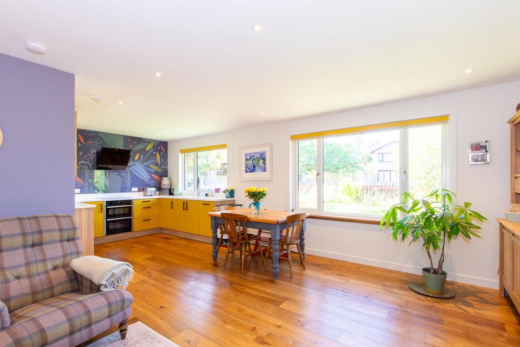 Kitchen, dining, sitting room