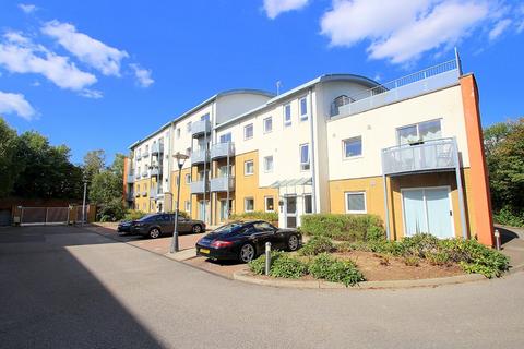 2 bedroom apartment for sale, Trafalgar Gardens, Crawley, RH10