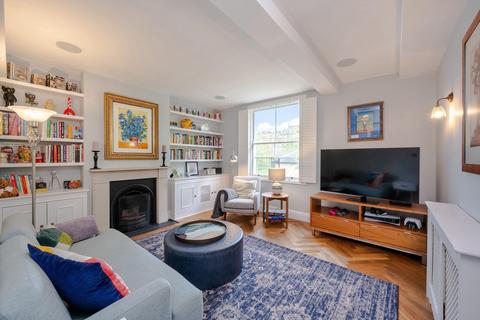 3 bedroom flat for sale, Highbury Hill, London, N5