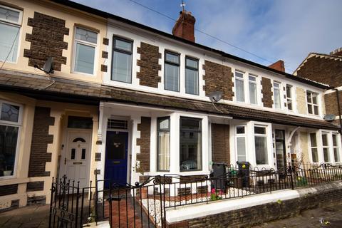 3 bedroom terraced house for sale, Moorland Road, Splott, Cardiff, CF24