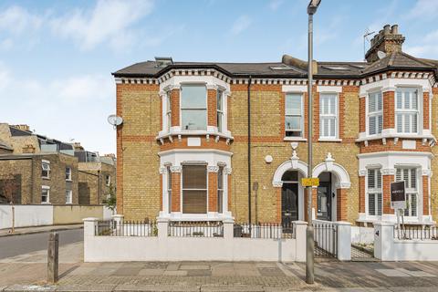 2 bedroom flat for sale, Shelgate Road, London, SW11