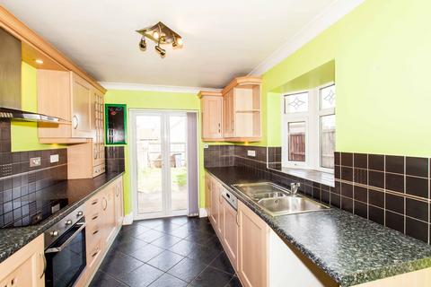 3 bedroom end of terrace house for sale, Welbeck Road, Bolsover, S44