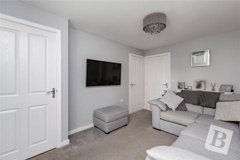 2 bedroom semi-detached house for sale, Belhouse Avenue, Aveley, South Ockendon, Essex, RM15