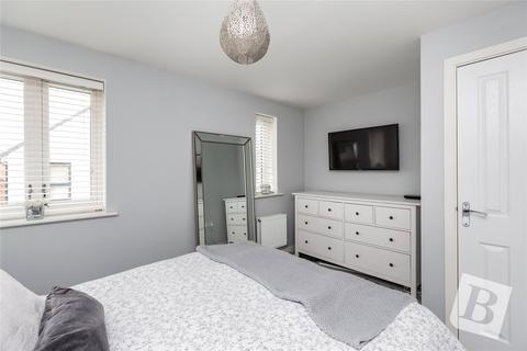 2 bedroom semi-detached house for sale, Belhouse Avenue, Aveley, South Ockendon, Essex, RM15