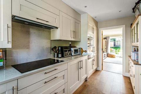 4a Mole Road, Fetcham, Leatherhead, KT22 9RN