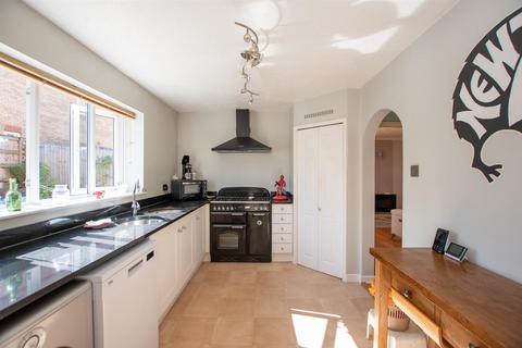 4 bedroom detached house for sale, Wester-Moor Drive, Roundswell, Barnstaple