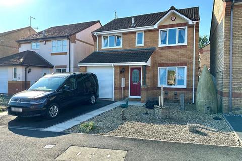 4 bedroom detached house for sale, Wester-Moor Drive, Roundswell, Barnstaple