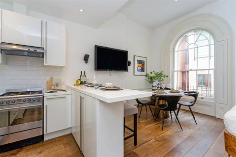 1 bedroom apartment for sale, Queens Gardens, Bayswater W2