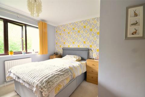 41 Cottenhams, Blindley Heath, Lingfield, RH7 6JW