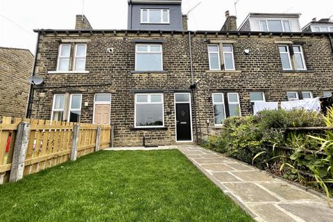 4 bedroom terraced house for sale, Hugill Street, Bradford BD13