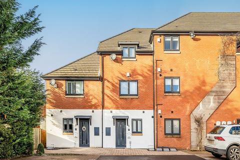 3 bedroom terraced house for sale, Trinity Way, Shirley, B90