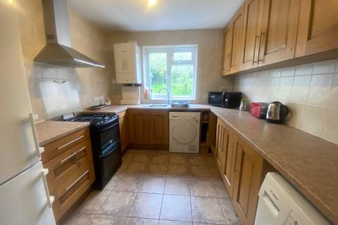 3 bedroom end of terrace house to rent, Northfield Road , EN4