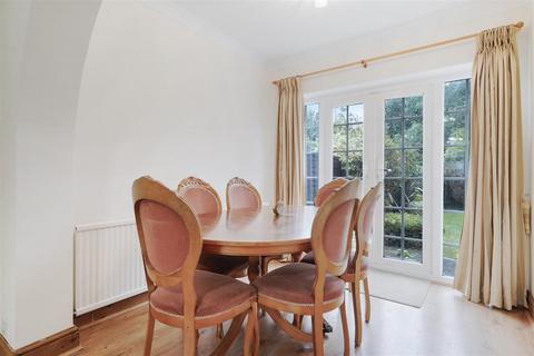 5 bedroom semi-detached house for sale, Oldborough Road, WEMBLEY