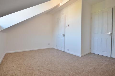 3 bedroom block of apartments for sale, Cardiff Road, Luton, LU1 1PP