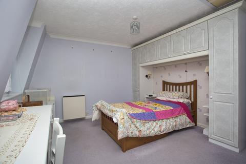 1 bedroom flat for sale, Pleydell Gardens, Pleydell Court Pleydell Gardens, CT20