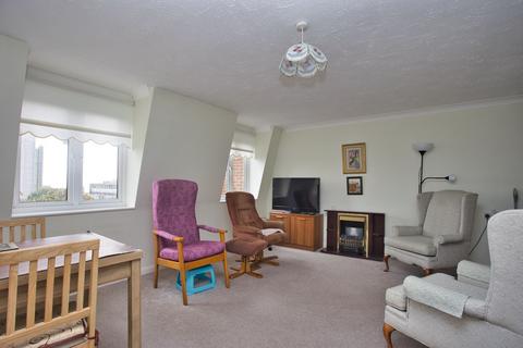 1 bedroom flat for sale, Pleydell Gardens, Pleydell Court Pleydell Gardens, CT20