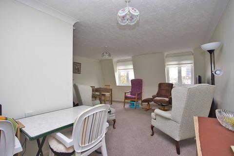 1 bedroom flat for sale, Pleydell Gardens, Pleydell Court Pleydell Gardens, CT20