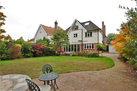 undefined, Warren Road, Leigh On Sea, Essex, SS9