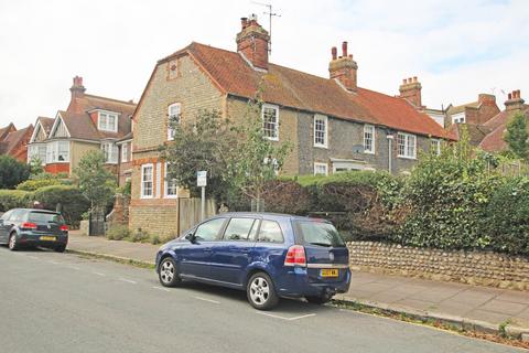 1 bedroom end of terrace house for sale, Furness Road, Eastbourne, BN21 4EZ