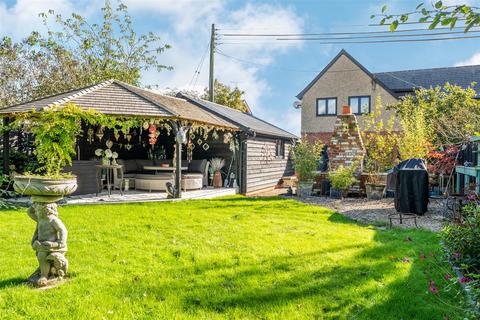 4 bedroom semi-detached house for sale, Green Lane, Devizes