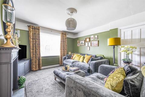 San Remo, 31 Green Lane, Devizes, SN10 5BL