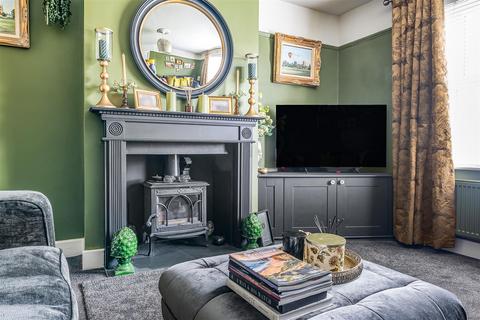 San Remo, 31 Green Lane, Devizes, SN10 5BL