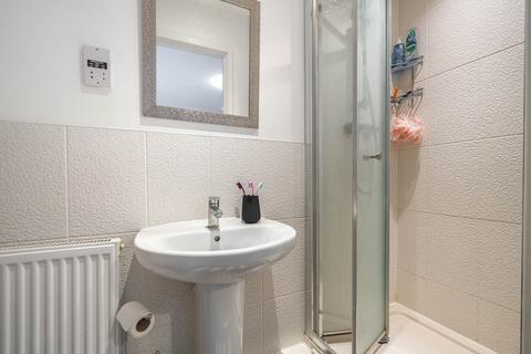 17 Alexander Turner Close, Reading, RG1 3FQ