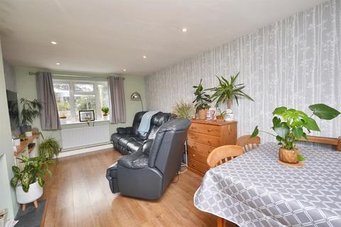 3 bedroom terraced house for sale, Bishopdown