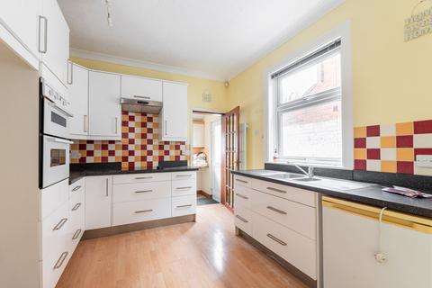 3 bedroom end of terrace house for sale, Dene Road, Lowestoft