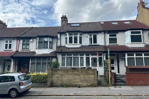 4 bedroom house for sale, Grange Road, South Norwood, SE25