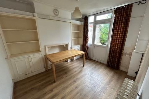 117 Grange Road, London, SE25 6TQ