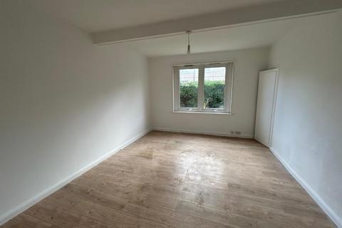 2 bedroom flat to rent, Townhead Gardens, Whitburn, EH47