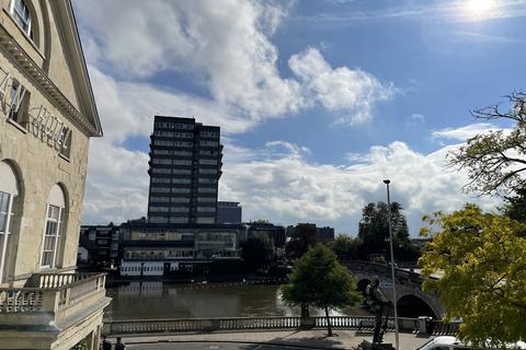Flat 1, 3 High Street, Bedford, MK40 1RN