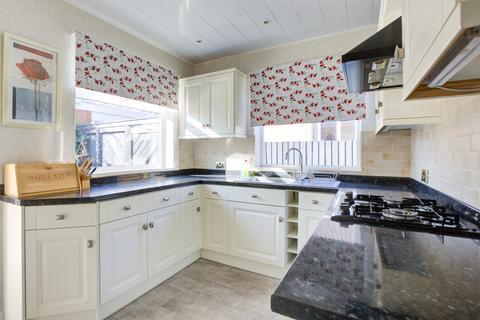 2 bedroom bungalow for sale, Sunnybank, Kirkham PR4