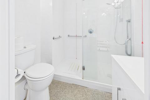 1 bedroom retirement property for sale, Sherleys Court, Ruislip HA4