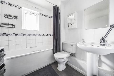 44 Hurricane Road, Wallington, SM6 9FW