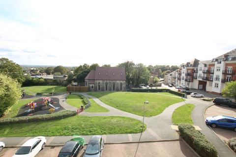 2 bedroom apartment to rent, Critchley Avenue, Dartford, Kent