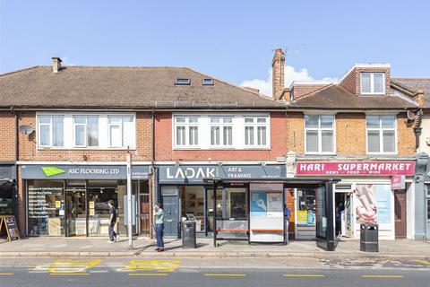 3 bedroom flat for sale, Upper Richmond Road West, East Sheen, SW14