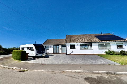 3 bedroom semi-detached bungalow for sale, Cherry Trees, Markham, NP12