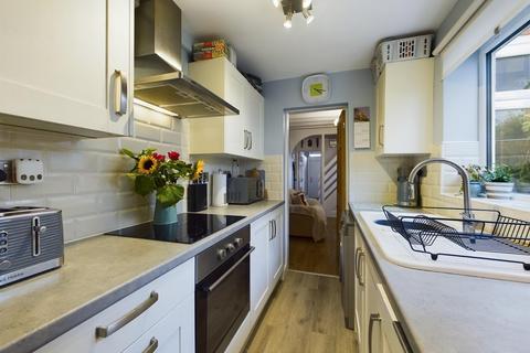 33 Henblas Road, Rhostyllen, Wrexham, LL14 4AA