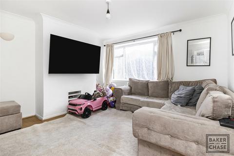 2 bedroom flat for sale, Laurel Bank Road, Enfield EN2