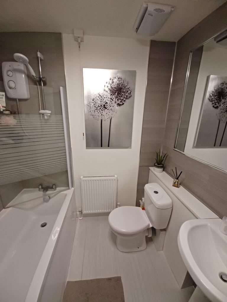 Old Star Road, Newtongrange EH22 2 bed semidetached house to rent £