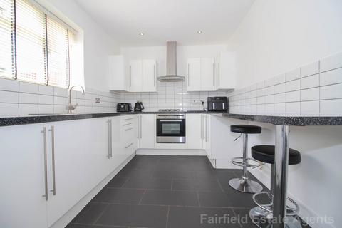 3 bedroom terraced house for sale, Hayling Road, Watford