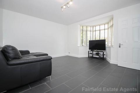 3 bedroom terraced house for sale, Hayling Road, Watford