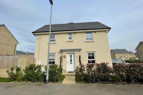 3 bedroom semi-detached house to rent, Fulton Crescent , Silsden