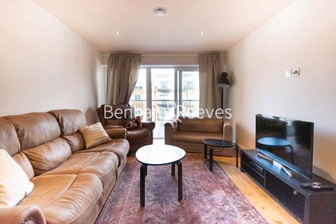 3 bedroom apartment to rent, Boulevard Drive, Colindale NW9