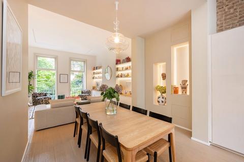 12 Randolph Crescent, London, W9 1DR